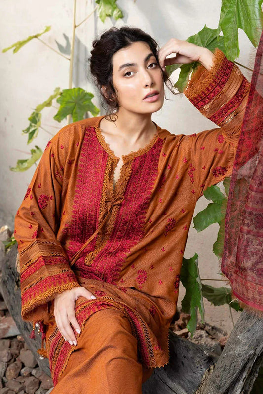 Picture of Sobia Nazir - Cambric and Karandi Fall Edit - Design 7A - Unstitched - Available at Raja Sahib