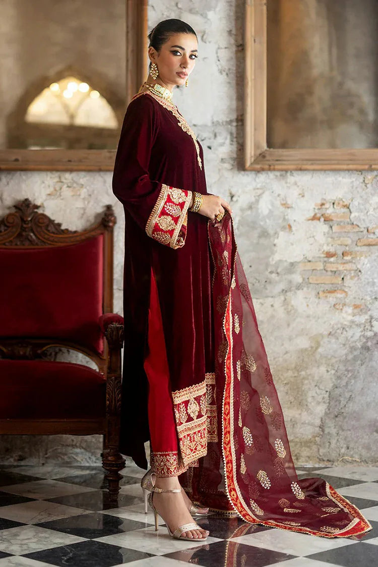 Picture of Zainab Chottani - Velvet Collection - NEESA-D4 - Unstitched - Available at Raja Sahib