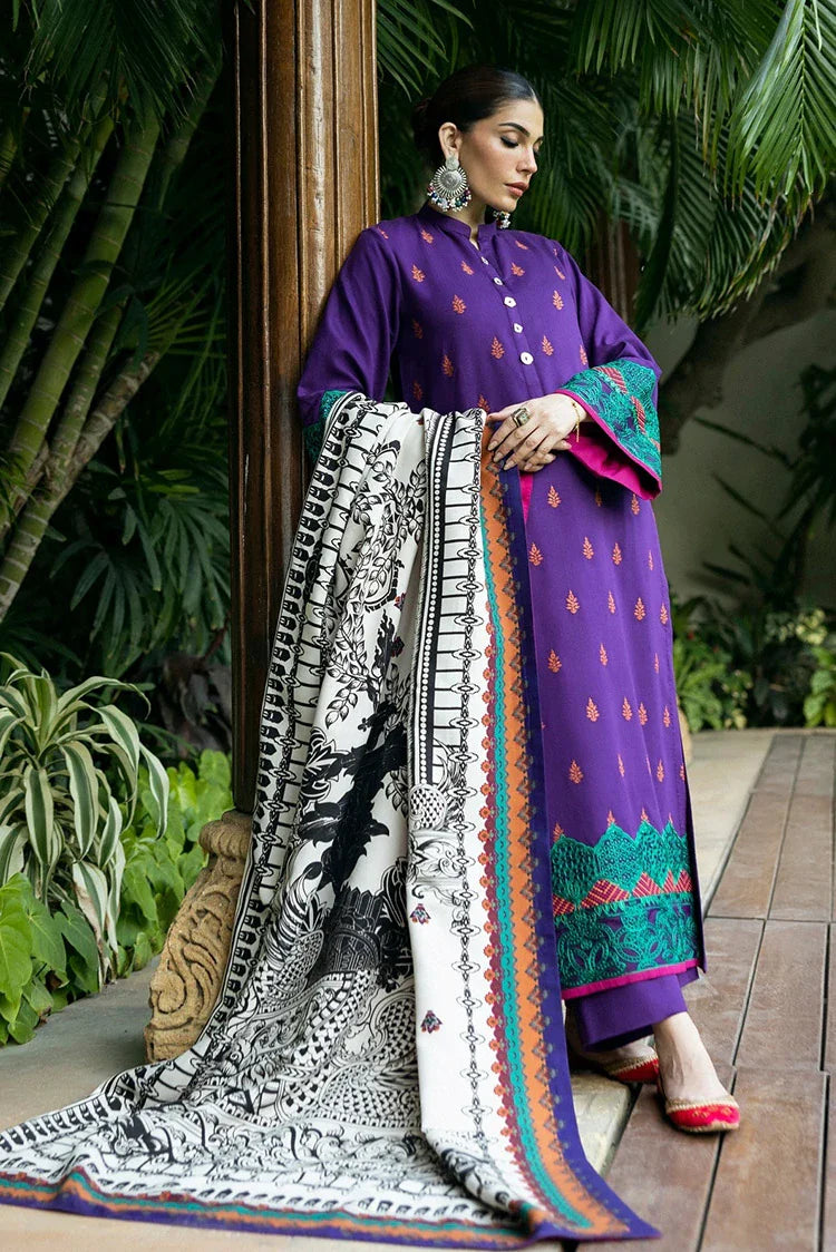 Picture of Zainab Chottani - Winter Shawl Collection - VANIZA-D9 - Unstitched - Available at Raja Sahib