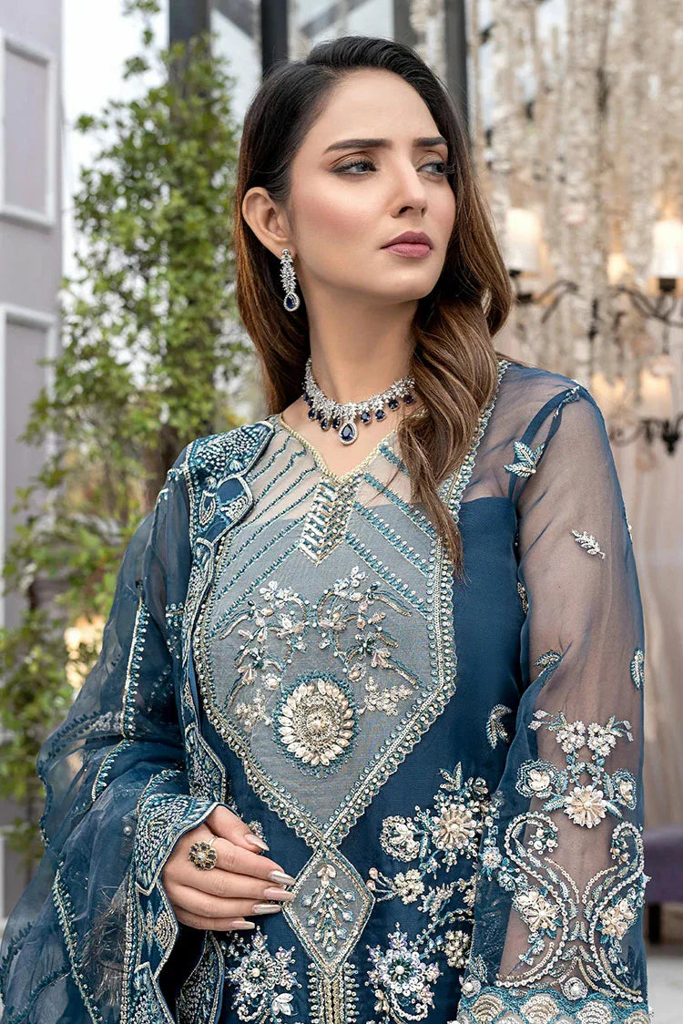 Picture of Suveez - Qalb Luxury Collection Vol 6 - 05 Nigaar - Unstitched - Available at Raja Sahib