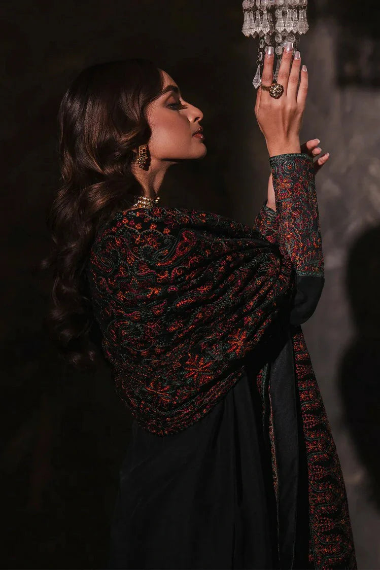 Picture of Muraad - Ayra Luxe Velvet Collection Vol 2 - 03 Soraya - Unstitched - Available at Raja Sahib