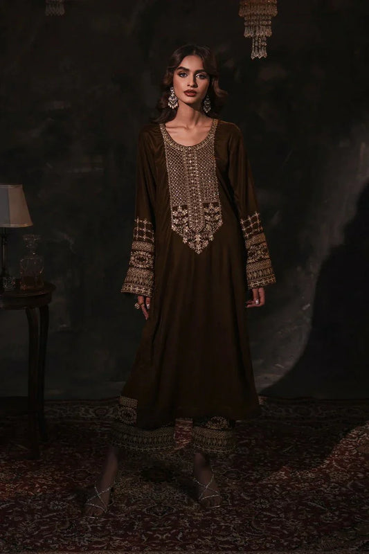 Picture of Muraad - Ayra Luxe Velvet Collection Vol 2 - 06 Inzar - Unstitched - Available at Raja Sahib