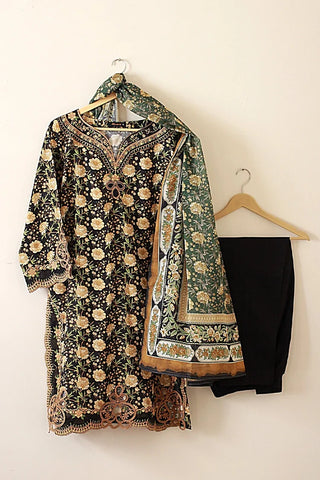 Picture of Kashish - Reaty to Wear 3 PC Lawn Suit - Black - EMPR80 - Available at Raja Sahib