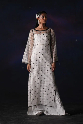 Picture of Fozia Khalid - Stardust RTW Collection - Valeria - Available at Raja Sahib