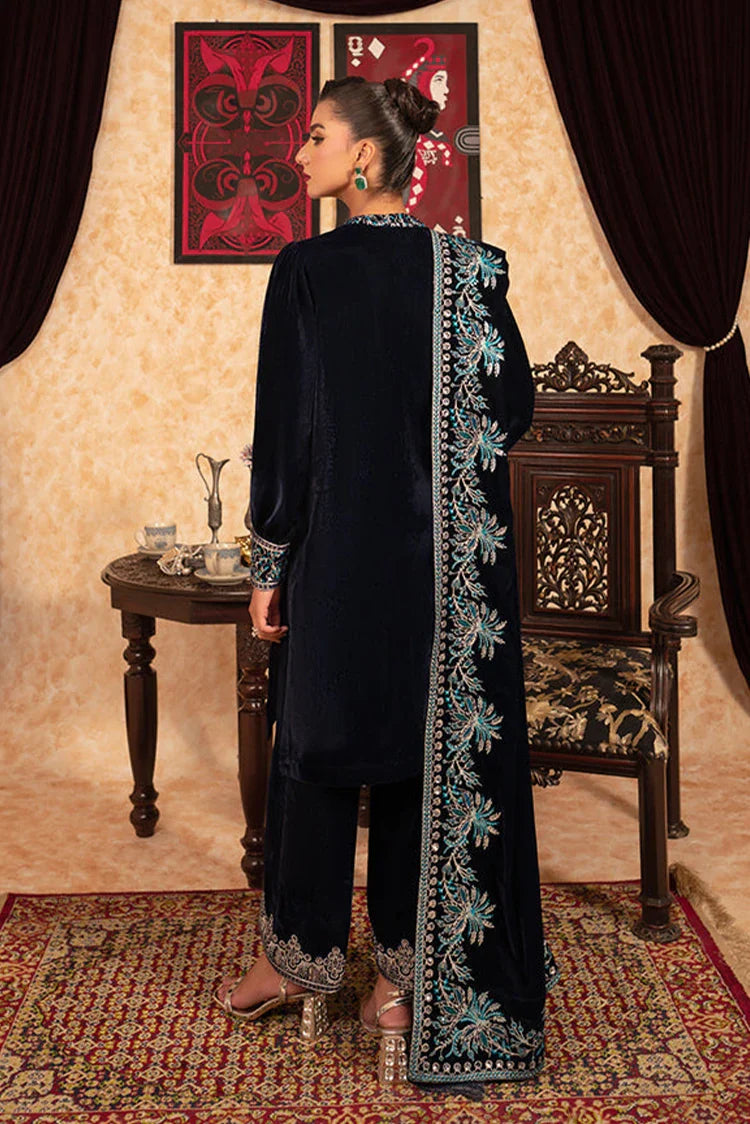 Picture of Fozia Khalid - Velvet Deck - Spade - Available at Raja Sahib