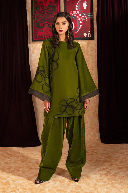 Picture of Fozia Khalid - Velvet Deck - Clover - Available at Raja Sahib