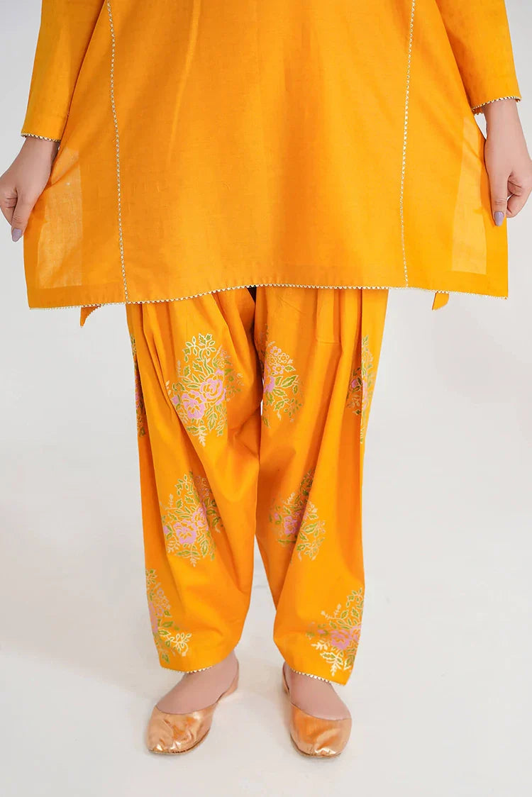 Picture of Amber Imran - Basic Pret '24 - Fuchsia - Available at Raja Sahib