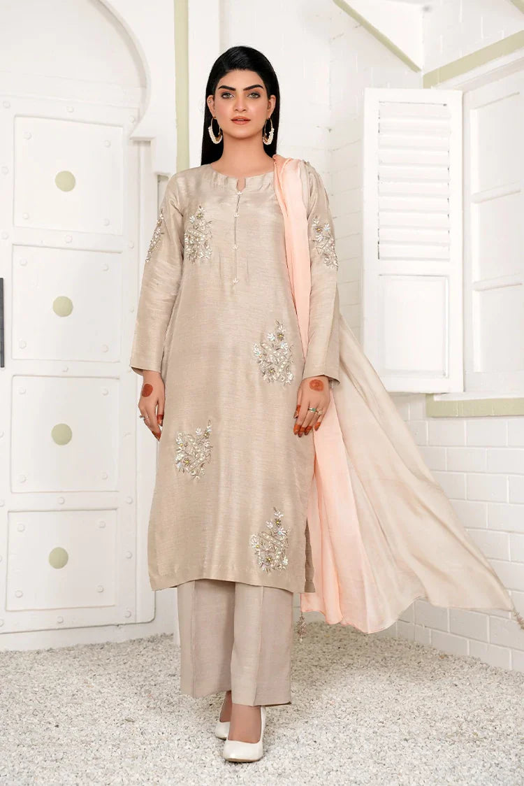 Picture of Hadia Batool - Celeste Pret Collection - Liyana - Available at Raja Sahib