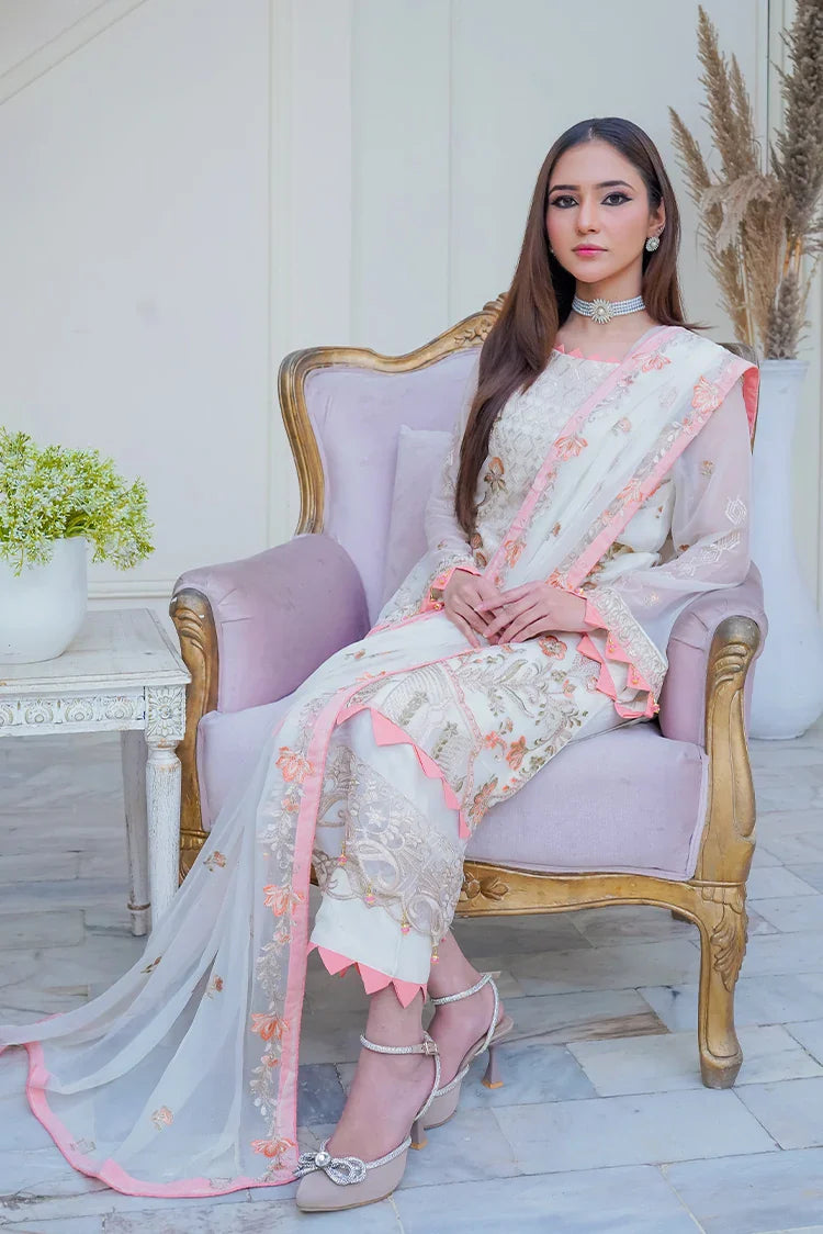 Picture of Maherposh - Maher e Naseeb Embroidered Chiffon Collection - HM-1014 - Mashl e Mahtaab - Available at Raja Sahib