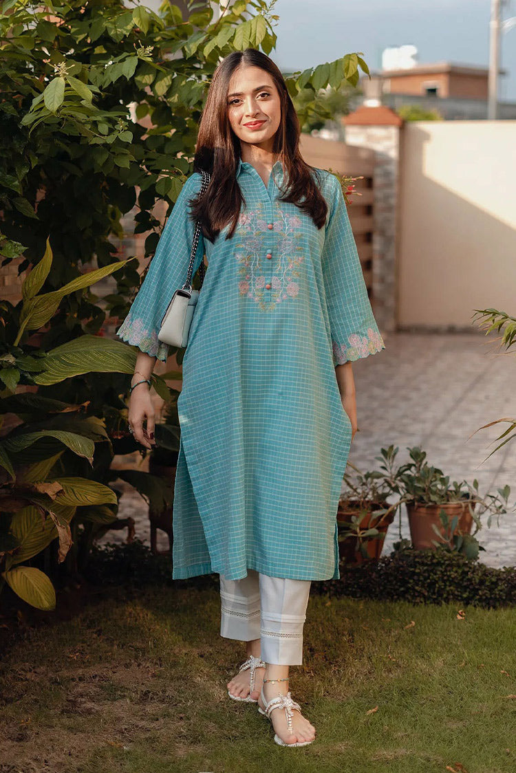 Picture of La Rosaa - Basics Pret Collection - Ayla - Available at Raja Sahib