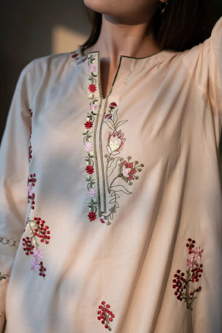 Picture of La Rosaa - Basics Pret Collection - Lina - Available at Raja Sahib