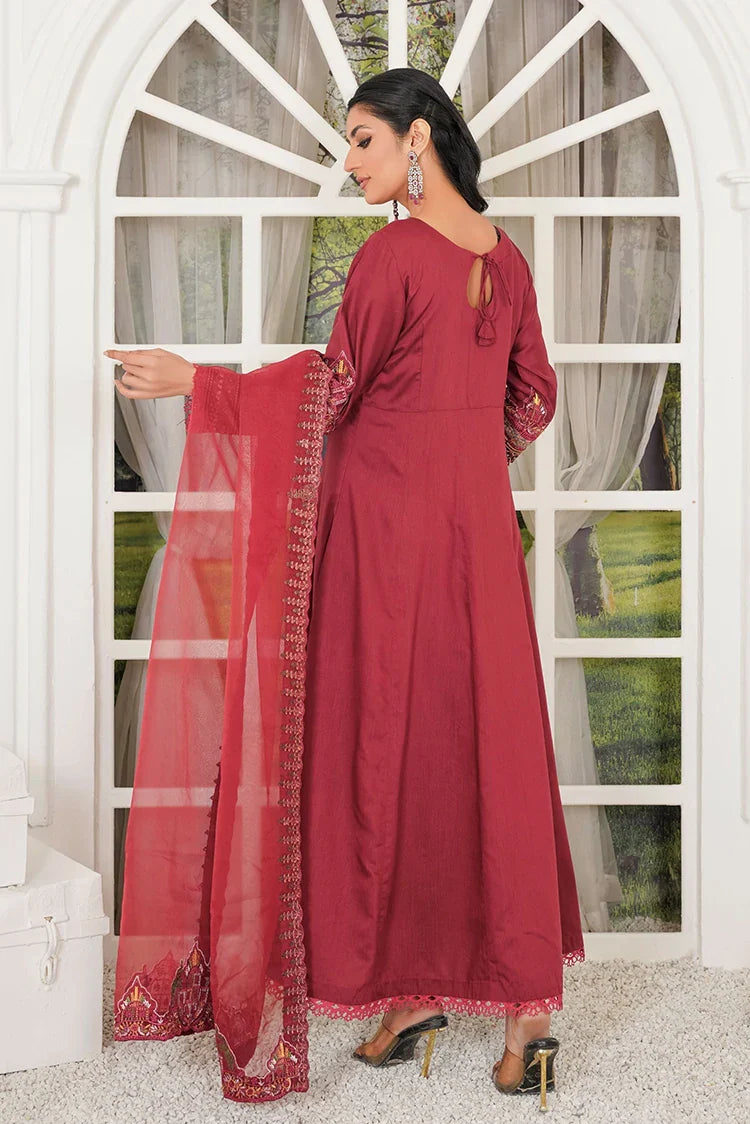 Picture of Threads & Weaves - 3 PC Viscose Luxury Pret '24 - RTWV24109 - Available at Raja Sahib