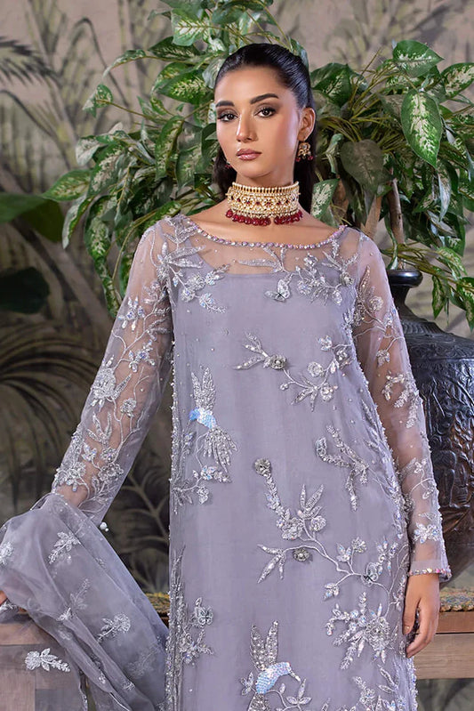 Picture of Amber Imran - Punkh Luxury Formals - Silver Mist - Available at Raja Sahib