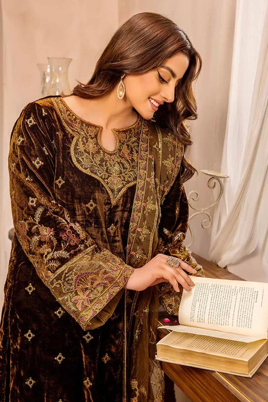 Picture of Adan's Libas - Velvet Edit Luxury Unstitched Vol 2 - 1932 - Available at Raja Sahib