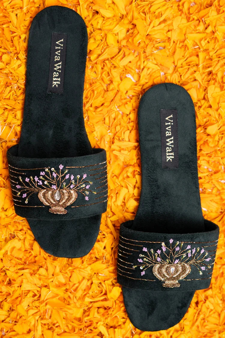 Picture of Viva Walk - Viva Women Flats - Gul e Zahra - Available at Raja Sahib