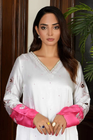 Picture of Amber Imran - Silk Formals RTW Collection - Velour - Available at Raja Sahib