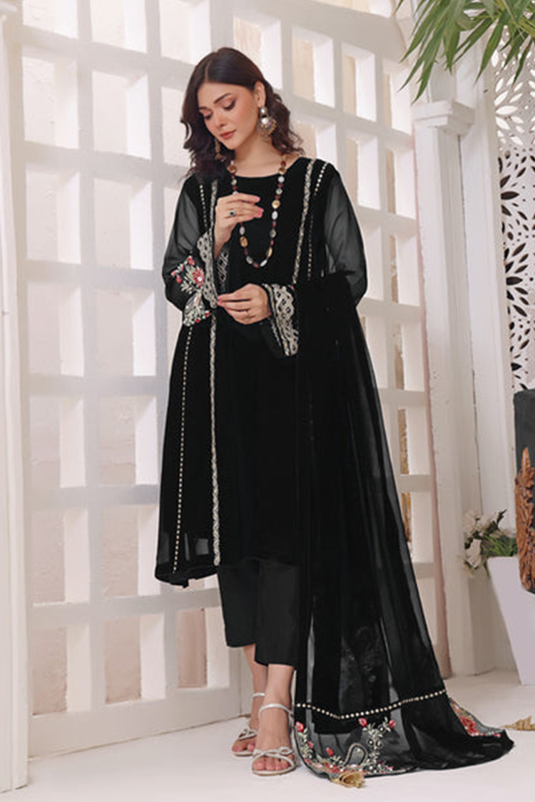 Picture of Abaan Zohan - Zeenia Collection - Black - Available at Raja Sahib