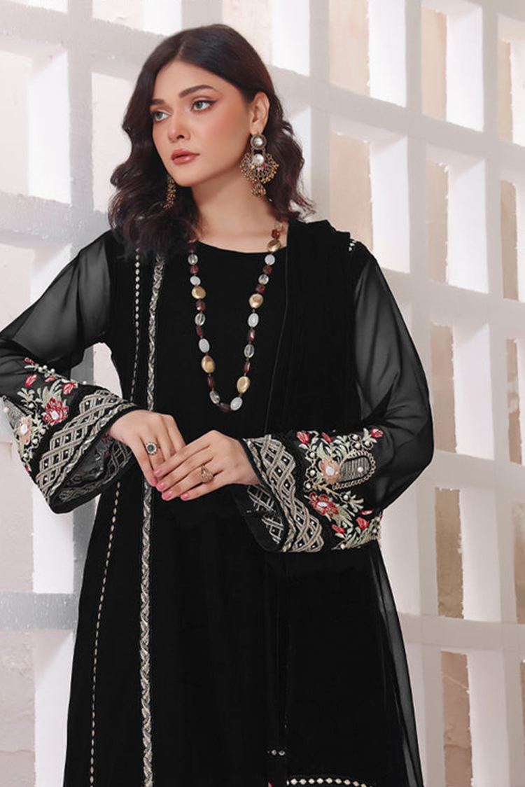 Picture of Abaan Zohan - Zeenia Collection - Black - Available at Raja Sahib