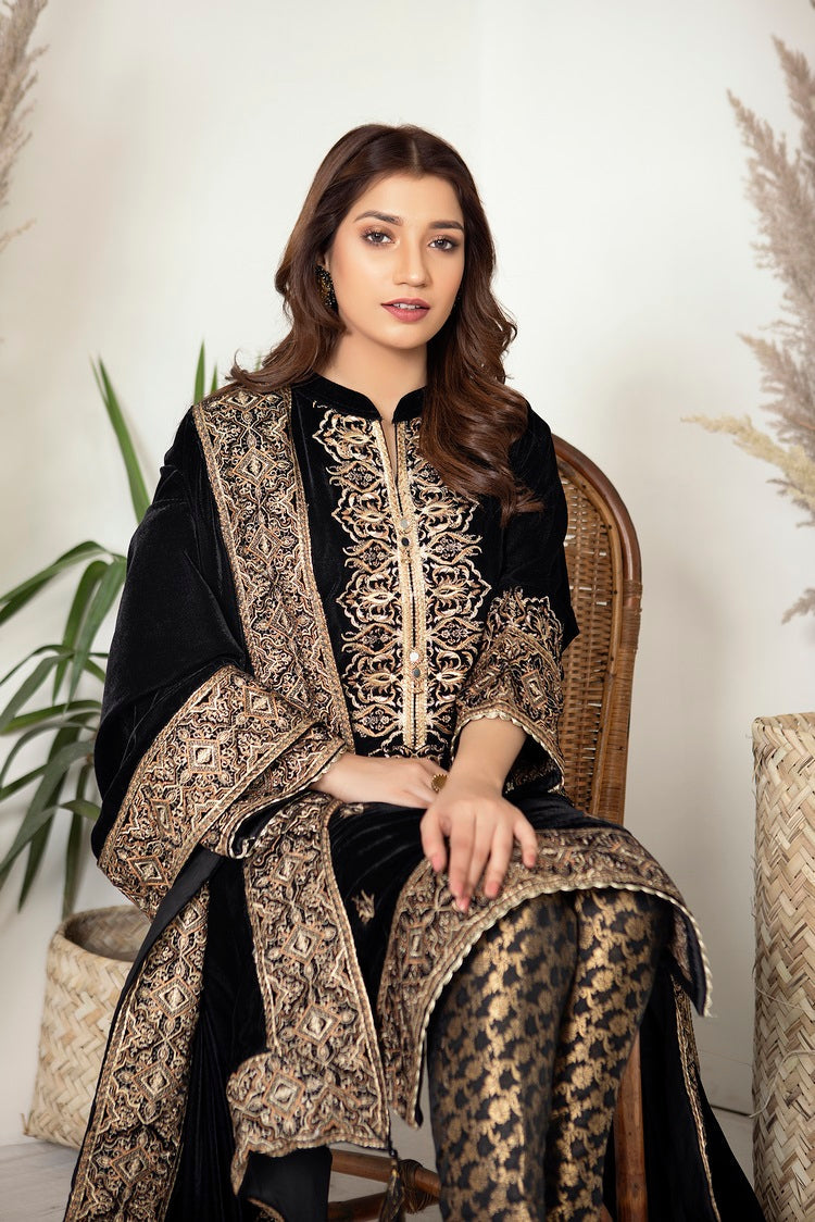 Picture of ELLENA - Fancy Embroidered Formal Wear 3 Piece Suit - VJQ285 - Available at Raja Sahib