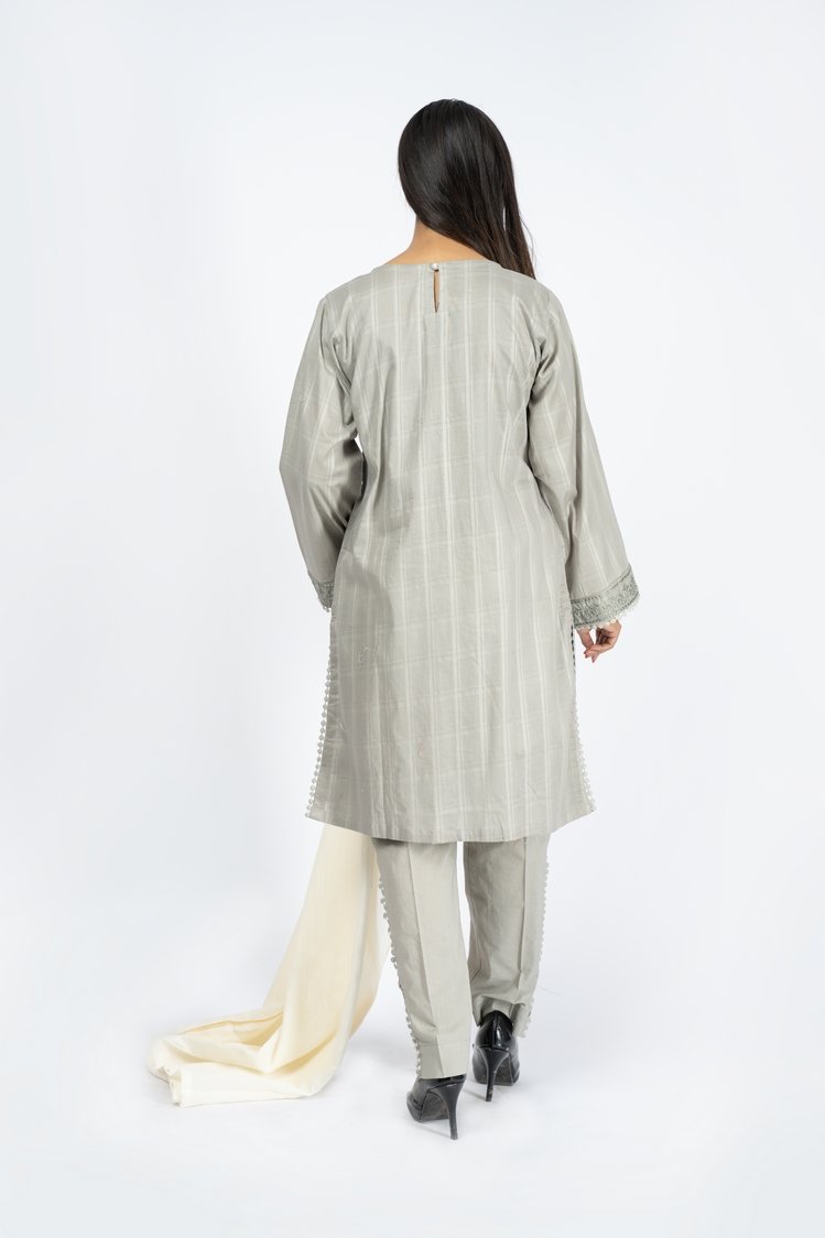 Picture of Embroidered Lawn Suit - ARN2182 - Available at Raja Sahib