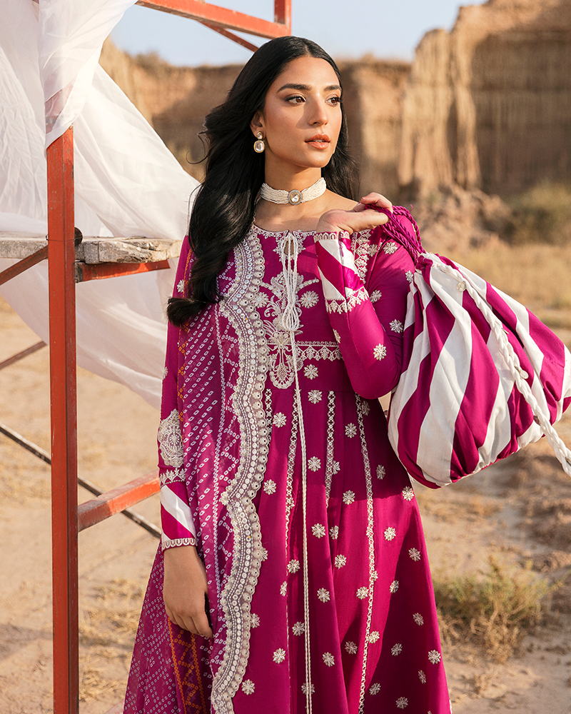 Picture of Maria Osama Khan Mahrosh-07 Pariwash Premium Lawn Collection 2022 - Available at Raja Sahib