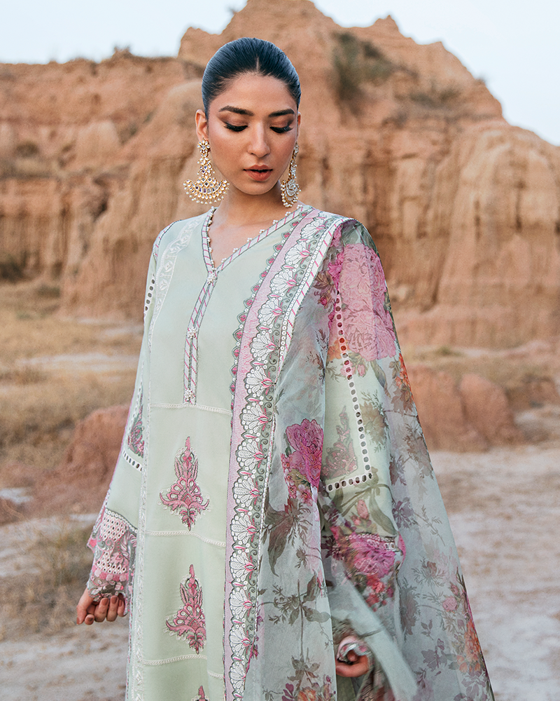 Picture of Maria Osama Khan Geet-04 Pariwash Premium Lawn Collection 2022 - Available at Raja Sahib