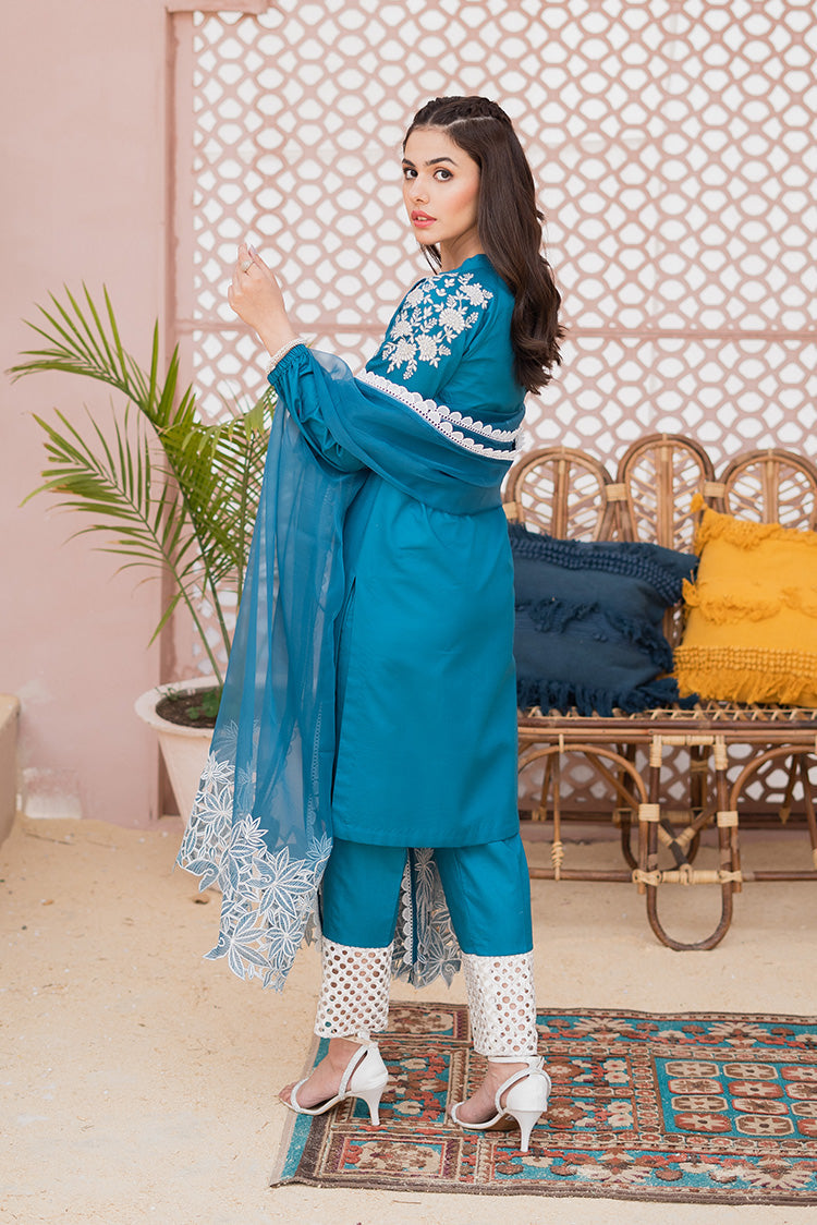 Picture of Maria Osama Khan - Casual Pret Collection - Butterfly Pea - Available at Raja Sahib