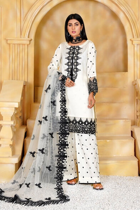 Picture of Ayat - Laila Luxury Pret Collection - Chambeli - Available at Raja Sahib