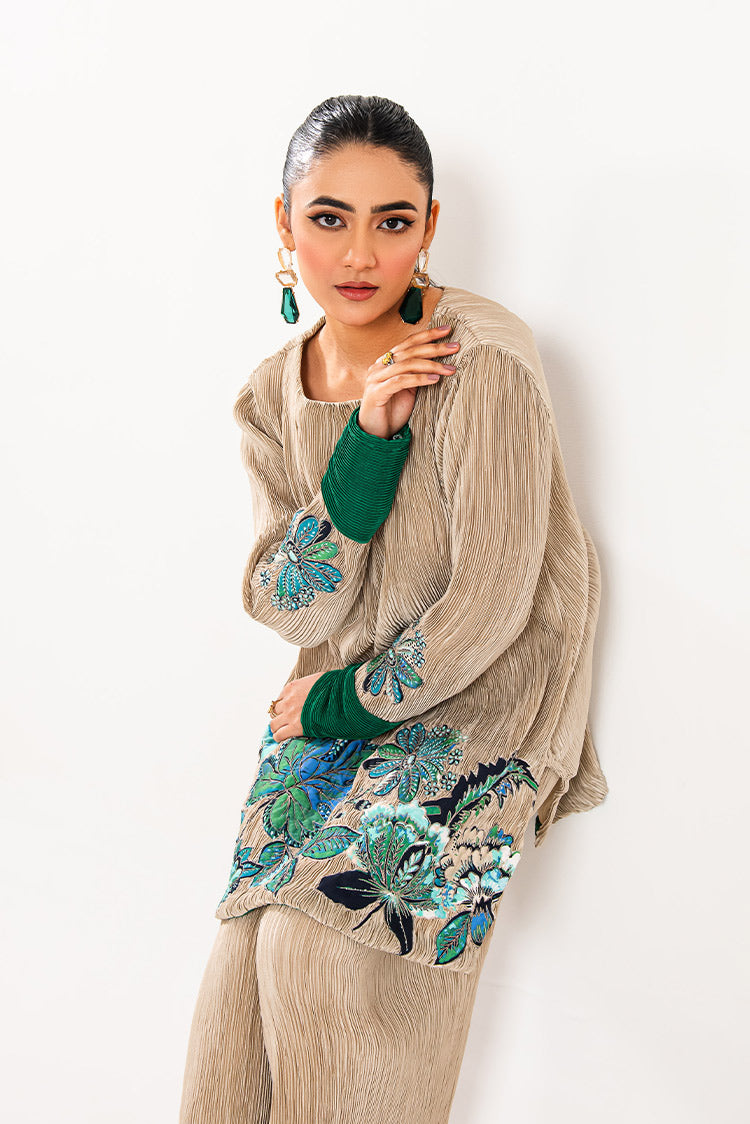 Picture of Maria Osama Khan - Claire Pleated Silk Collection - Stardust - Available at Raja Sahib