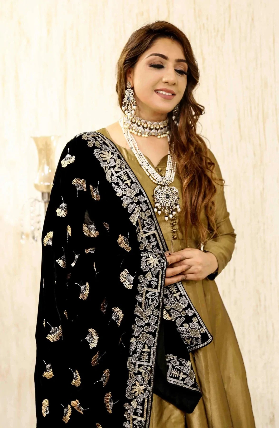 Picture of Shahbano - Ibtida Velvet Pret Collection-Fariba - Available at Raja Sahib