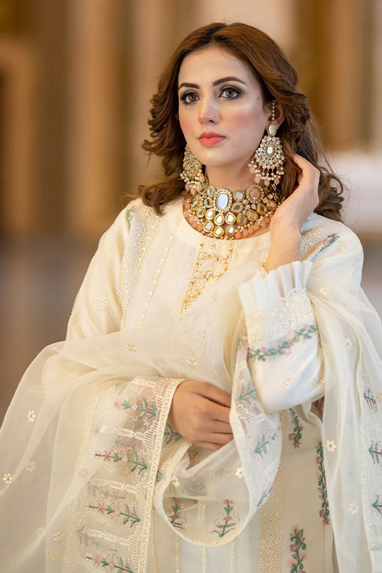 Picture of Maryam Malik - Eleganza Luxury Pret - Grace - Available at Raja Sahib