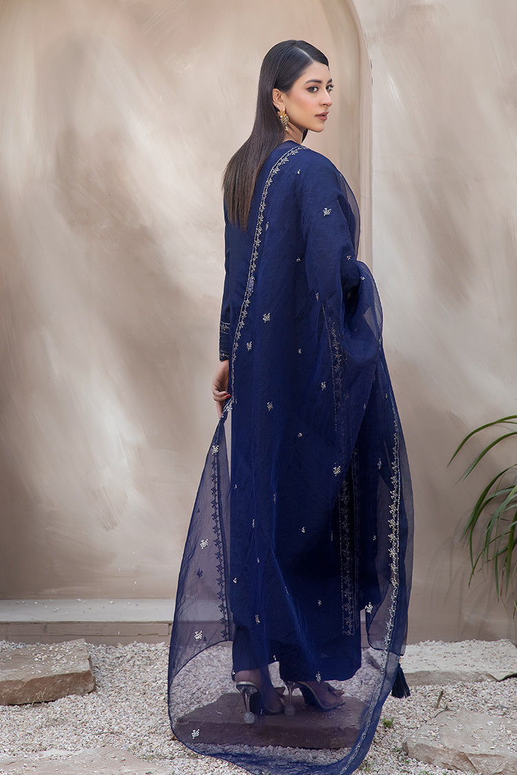 Picture of La Rosaa - Fusion 3 Piece Pret Collection - LF2-05 - Available at Raja Sahib