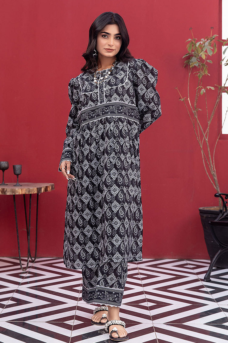 Picture of Safwa - 2 Piece Printed Lawn Pret - Available at Raja Sahib