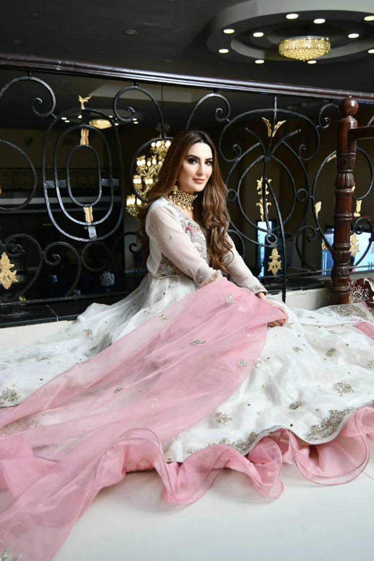 Picture of Maryam Malik Bridals - Sange MarMar - Available at Raja Sahib