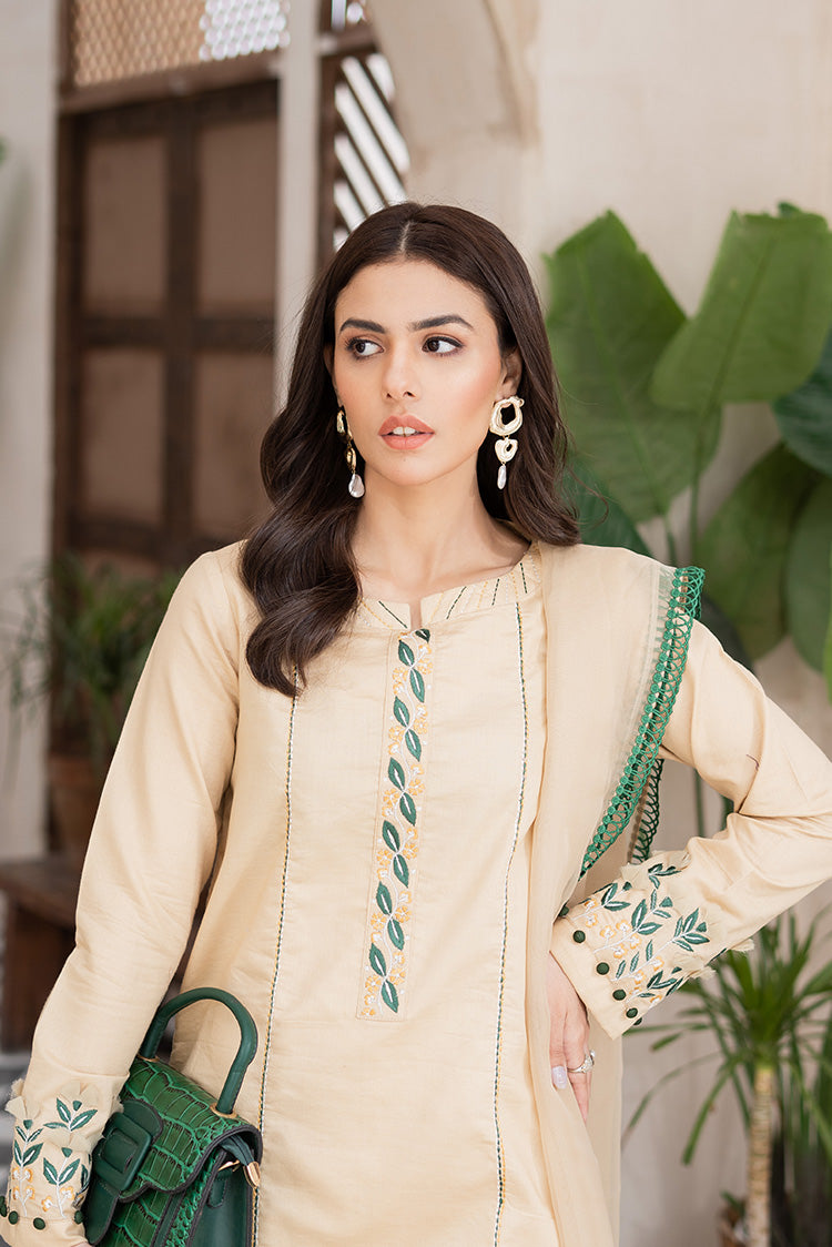 Picture of Maria Osama Khan - Casual Pret Collection - Star Jasmine - Available at Raja Sahib