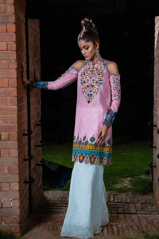 Picture of Anamta - ered Neckline Patti 1pc - Available at Raja Sahib