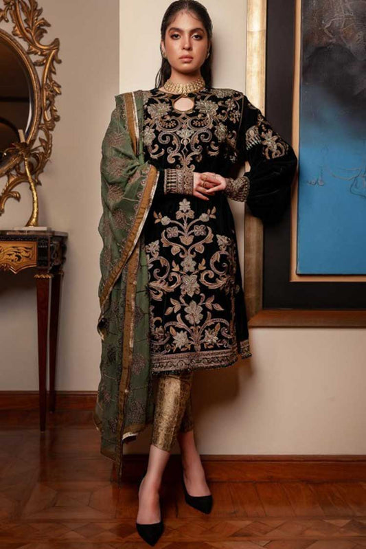 Picture of Aik - Look 04 Inaara Embroidered Velvet Collection - Available at Raja Sahib