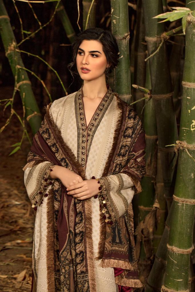 Picture of Sobia Nazir - WS 7A Winter Shawl Collection - Available at Raja Sahib