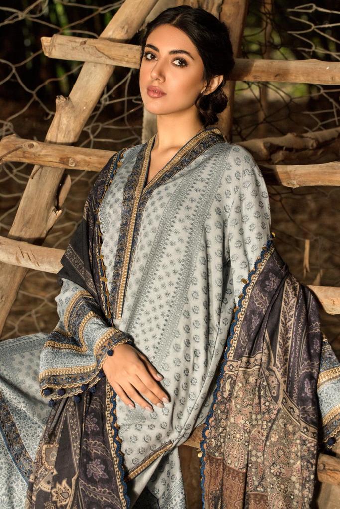 Picture of Sobia Nazir - WS 7B Winter Shawl Collection - Available at Raja Sahib