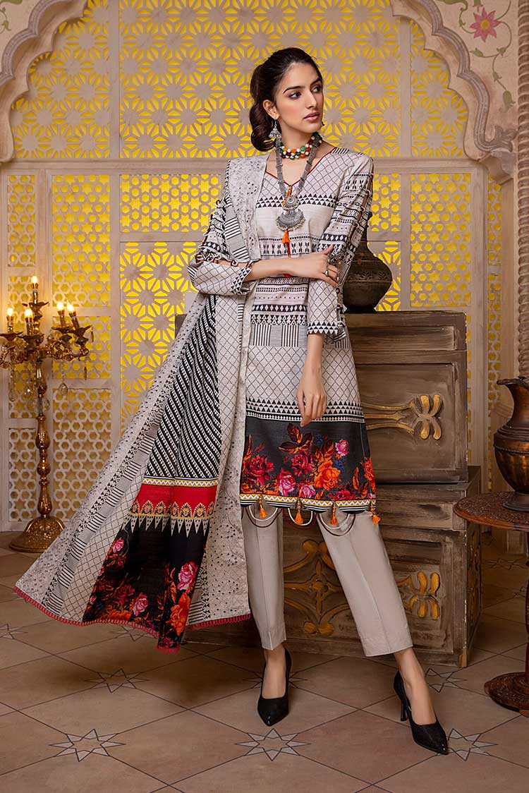 Picture of Regalia Textiles - RKCW 10 Khaddar With Cut Work Embroidered Dupatta Collection - Available at Raja Sahib