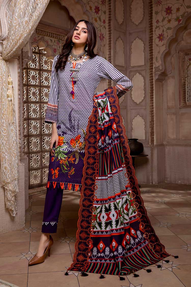 Picture of Regalia Textiles - RKCW 04 Khaddar With Cut Work Embroidered Dupatta Collection - Available at Raja Sahib