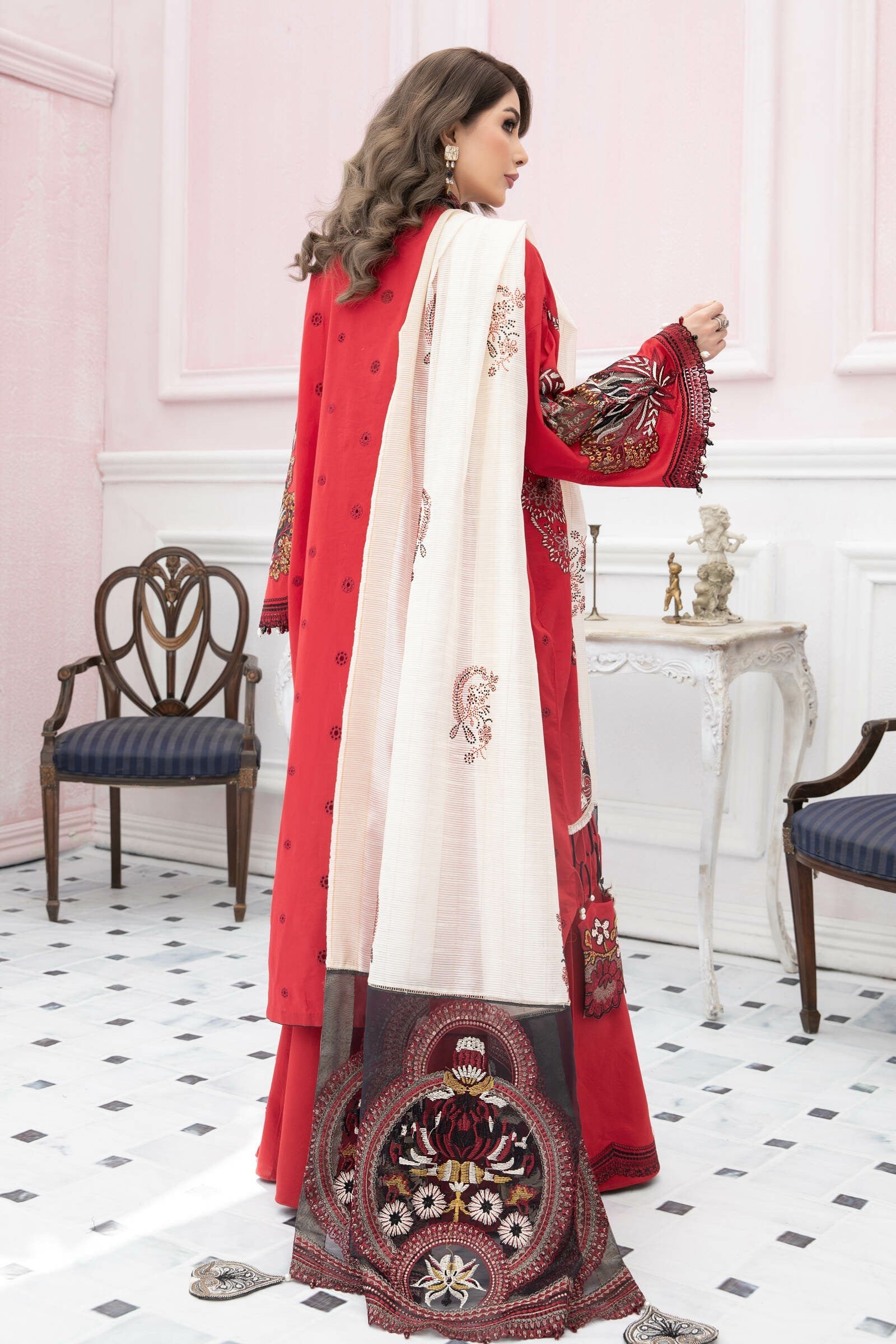 Picture of Vitalia - VLL 22 05 Riona Maemsaab Luxury Lawn Collection - Available at Raja Sahib