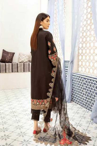 Design 01 Blossom Exclusive Lawn Collection