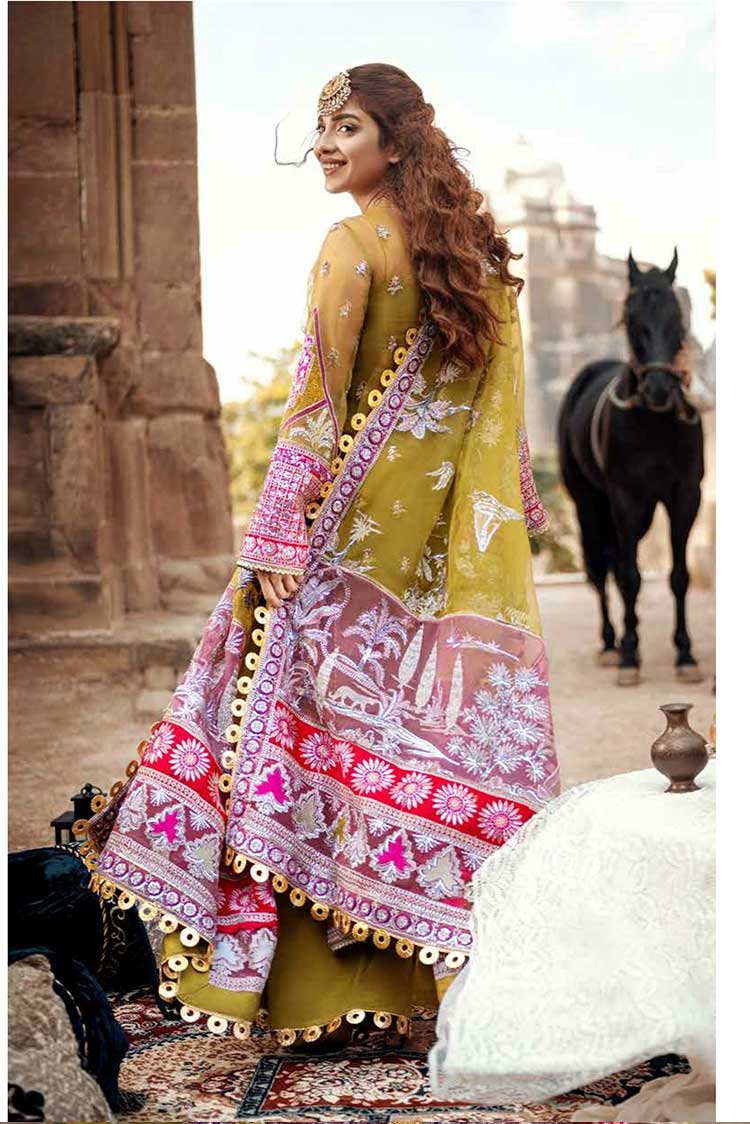 Picture of Maryam Hussain - 08 Heena Wedding Collection - Available at Raja Sahib