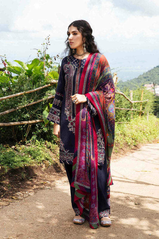 Picture of Zara Shahjahan - 04 Mehrnaz Luxury Winter Shawl Collection - Available at Raja Sahib