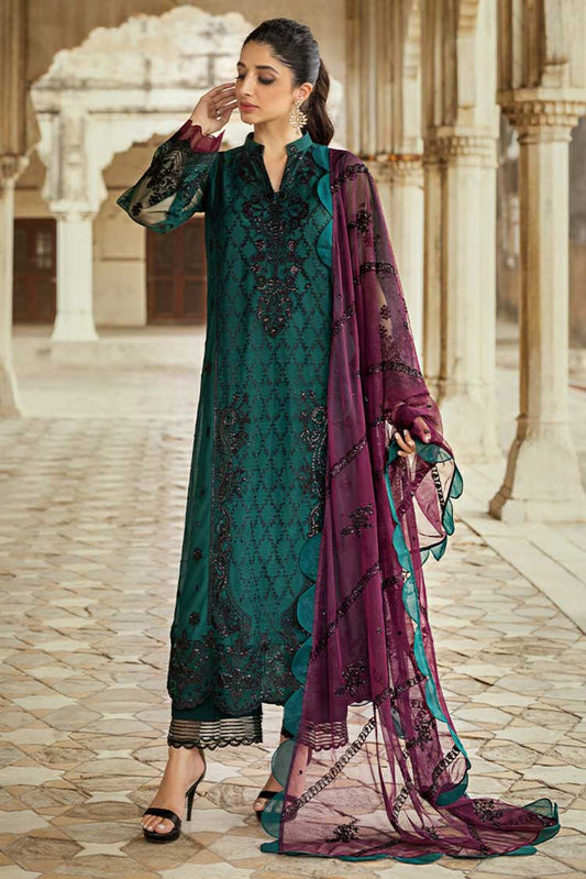 Picture of Zainab Chottani - 06 Saanjh Tahra Luxury Festive Collection - Available at Raja Sahib