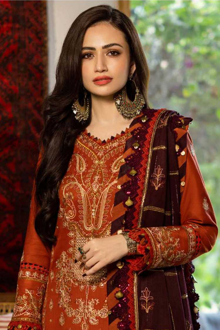 Picture of Asim Jofa - AJKT 09 Kashmiri Taanka Embroidered Shawl Collection - Available at Raja Sahib