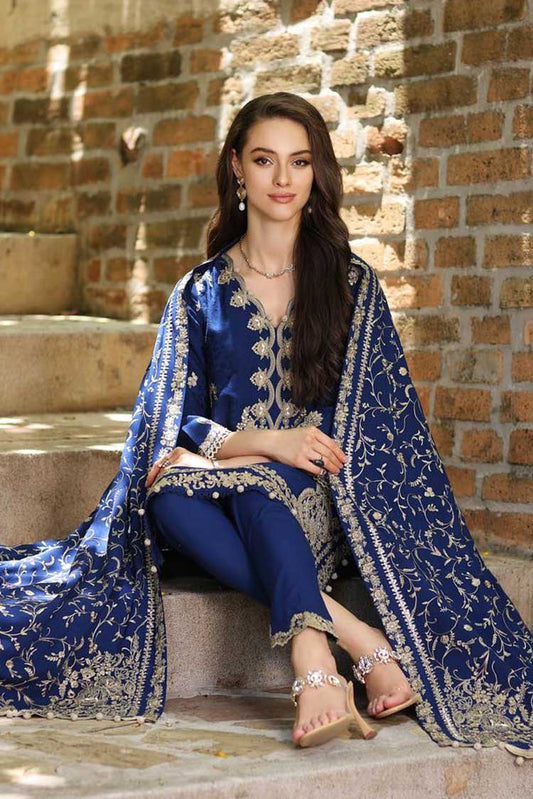 Picture of Noor by Saadia Asad - Design 10 Noor Luxury Winter Shawl Collection - Available at Raja Sahib