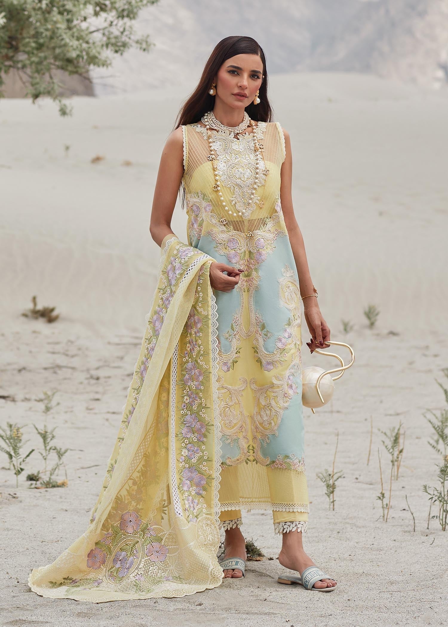 Picture of Crimson - 8A Marori Dreams Luxury Lawn Collection - Available at Raja Sahib